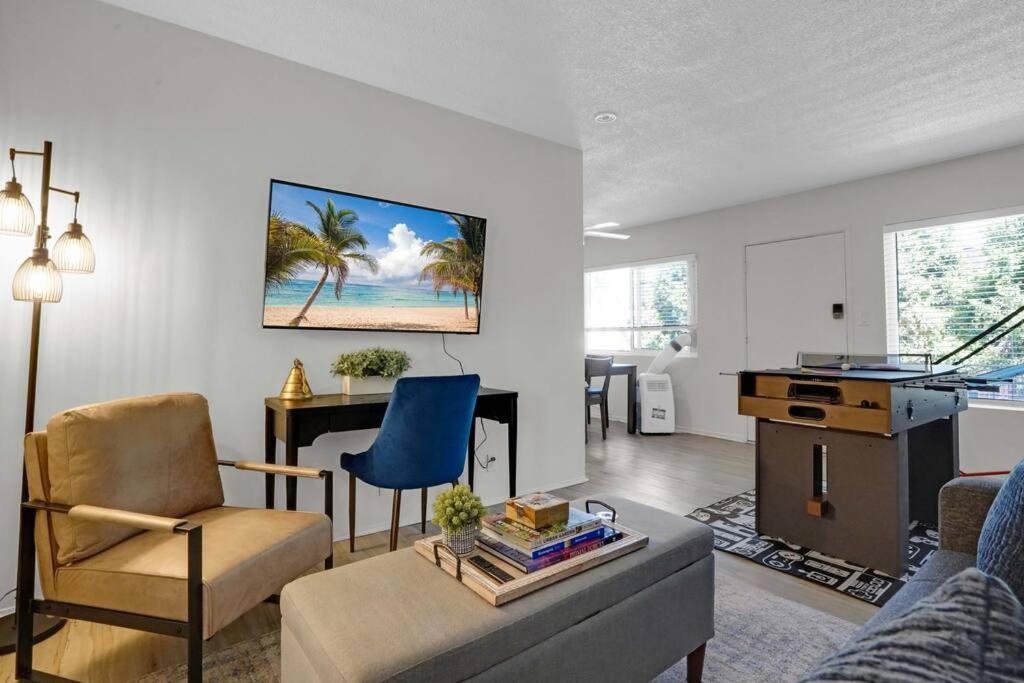 6Th Haven, Arcade, King Bed, Games, 1 Mile To Beaches Long Beach Exterior photo